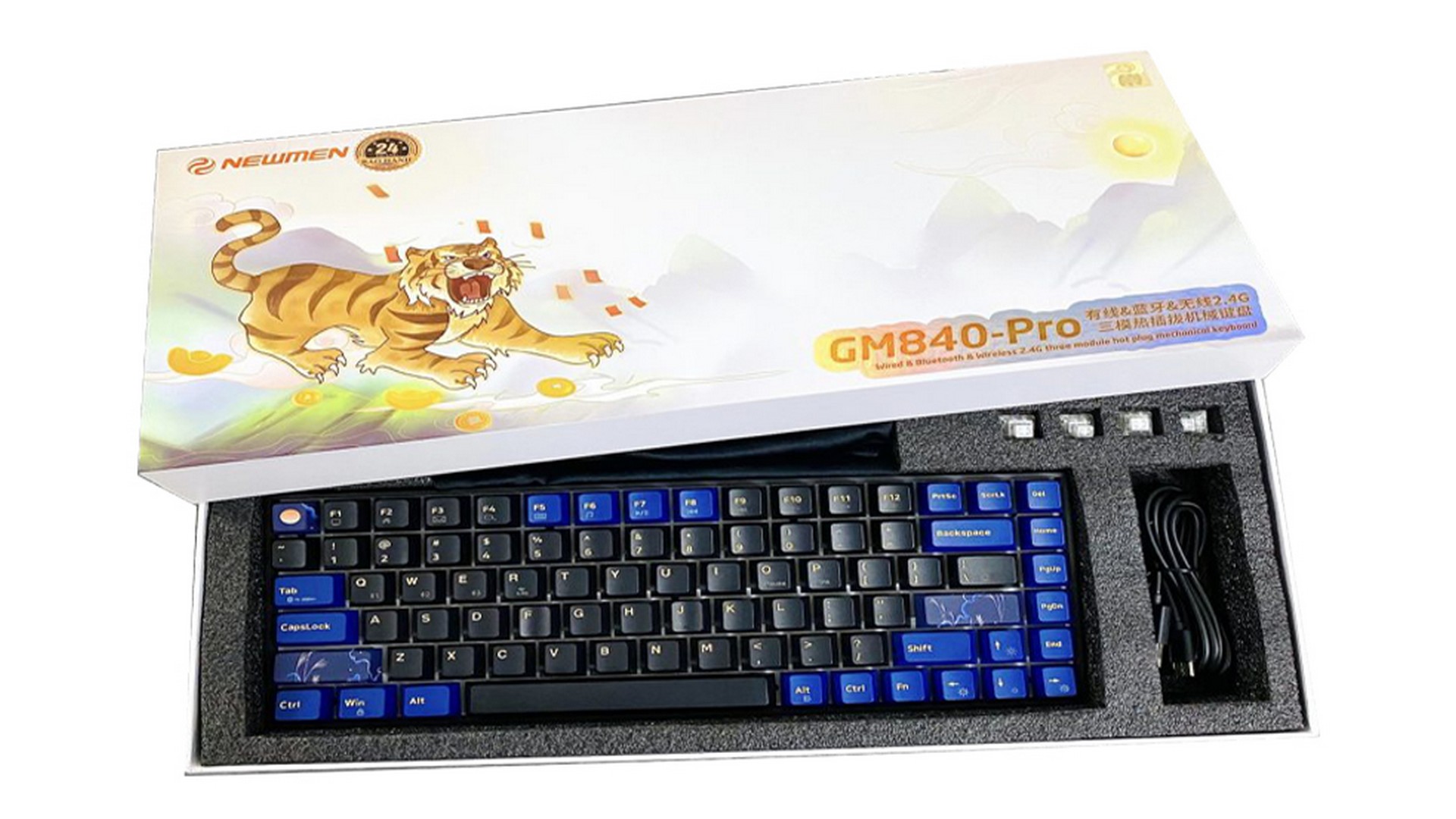 Bàn phím cơ không dây NEWMEN Dual Mode GM840 Pro (Tiên Hạc -Trăng & Mây) KailhBox Red