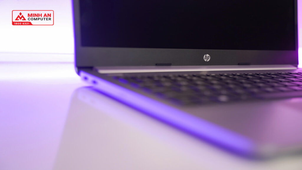 Laptop HP Notebook 240 G8 (342G7PA) (14 inch HD | i3 1005G1 | RAM 4GB | SSD 256GB | DOS | Silver)