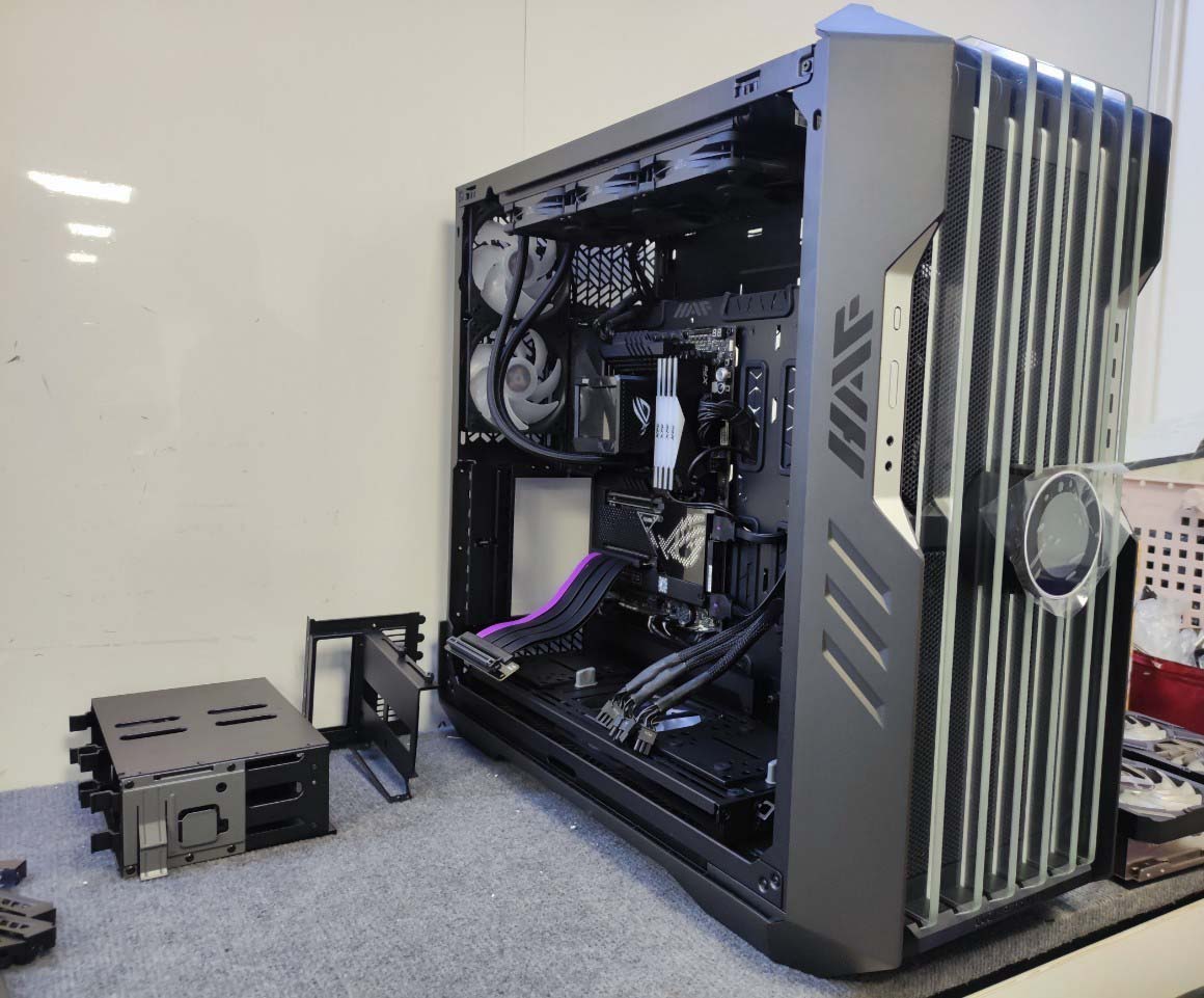 cooler-master-haf-700-evo-mac Cooler Master HAF 700 EVO