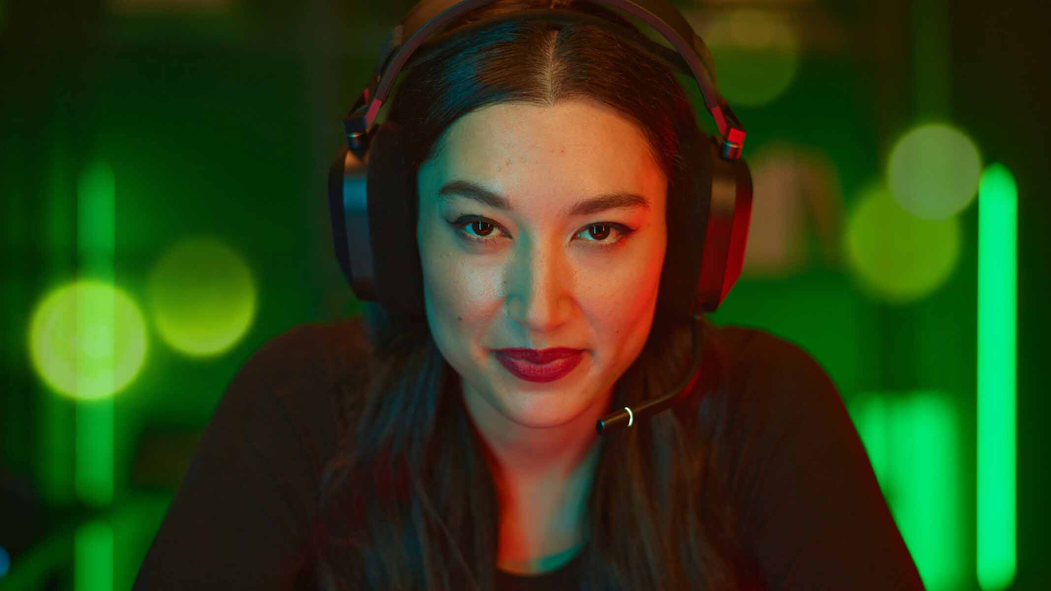 corsair-hs80-rgb-wireless-carbon-o2 Âm thanh 7.1