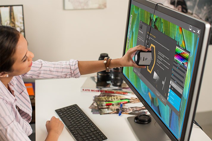 dell-up3216q-monitor-overview1 Độ phủ màu chuyên nghiệp